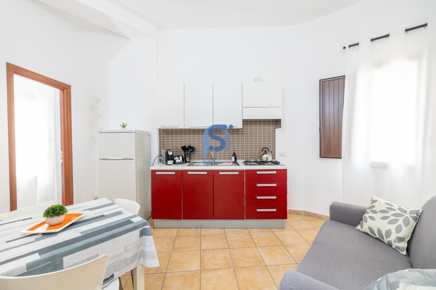 Ni Ni Apartments - Self Check In Чефалу Экстерьер фото